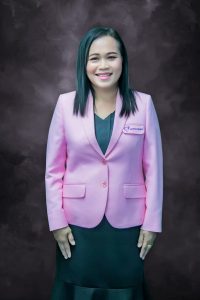 นางพนมพร สำลี